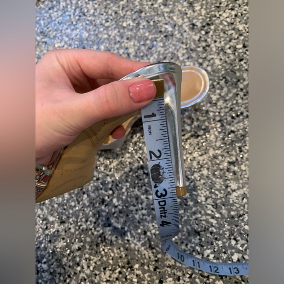 PRELOVED ENZO ANGIOLINI METALLIC SILVER MULES - Picture 5 of 5